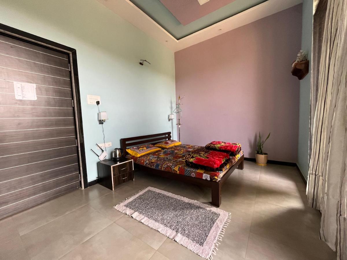 Bed and Breakfast Rutu Enclave Murūd Exterior foto